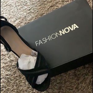 Fashion nova heels